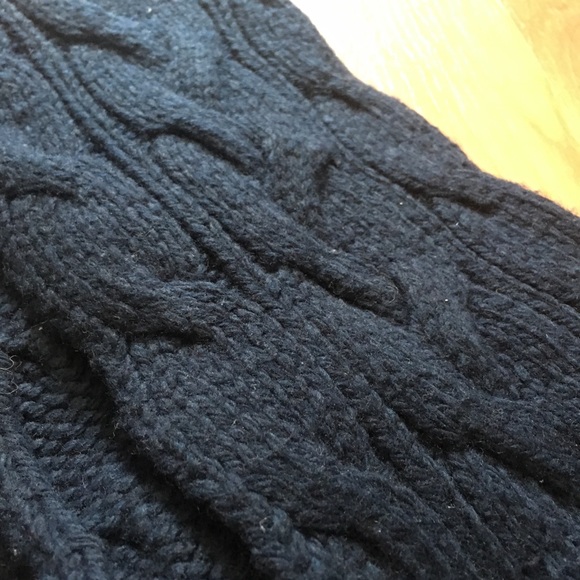 Hollister Navy Blue Winter Scarf - Picture 4 of 5